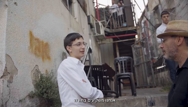 החרדים במלחמה: נקודת מפנה היסטורית?